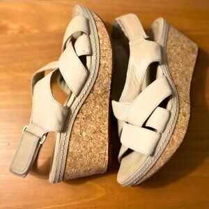 Clarks Wedge Sandal Tan Size 9